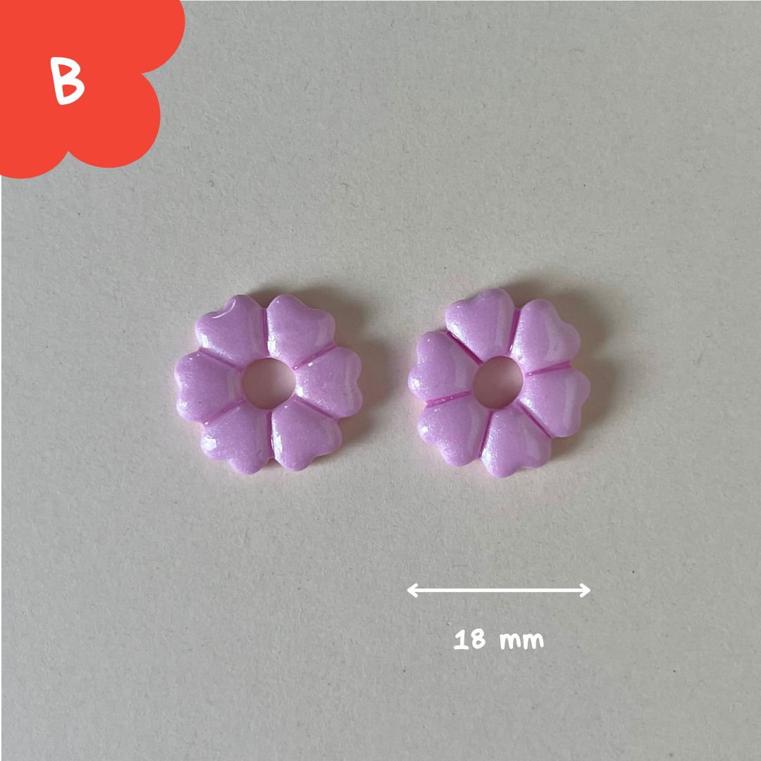 Pampilles fleur trèfle roses pastel nacrées