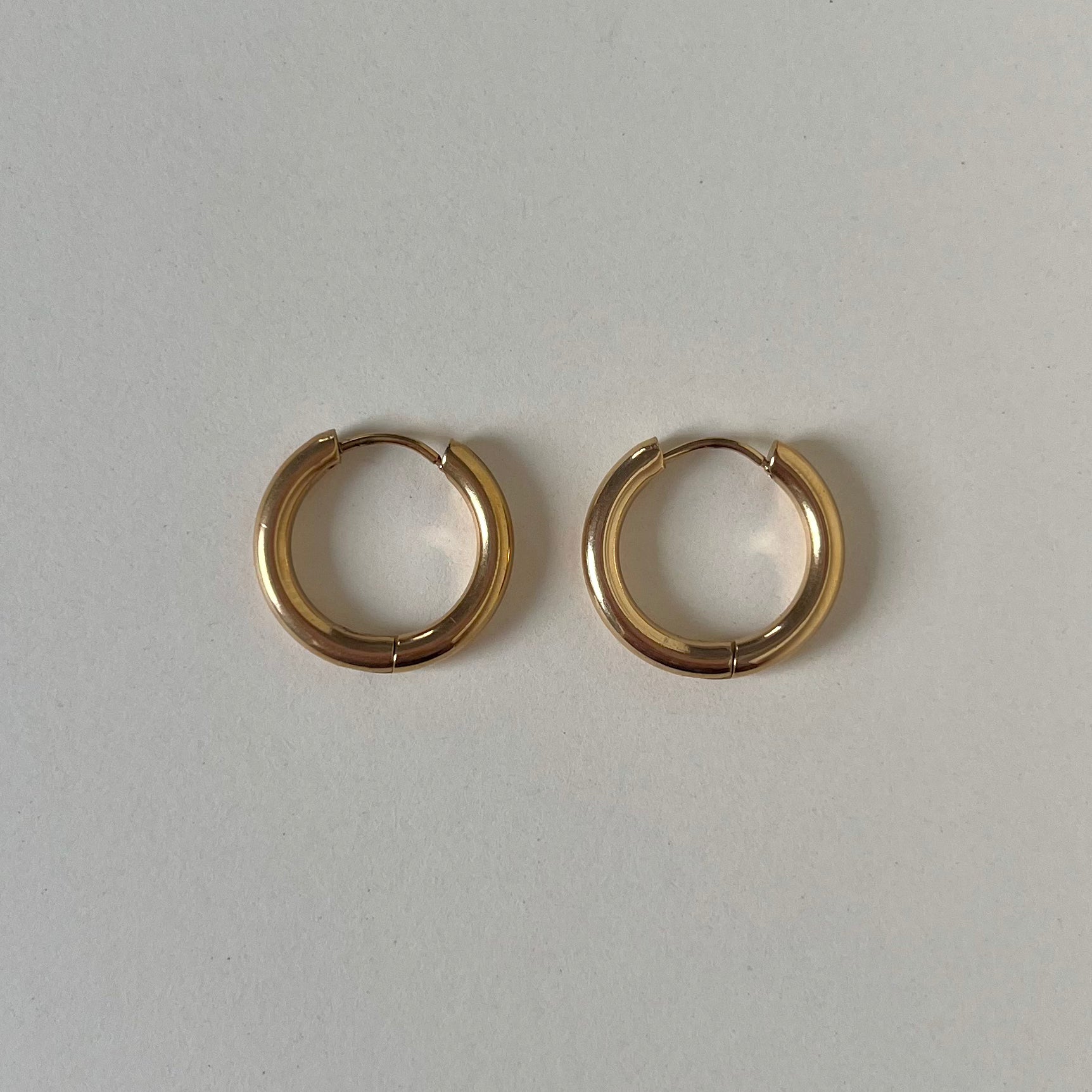 Créoles rondes 17mm – Doré