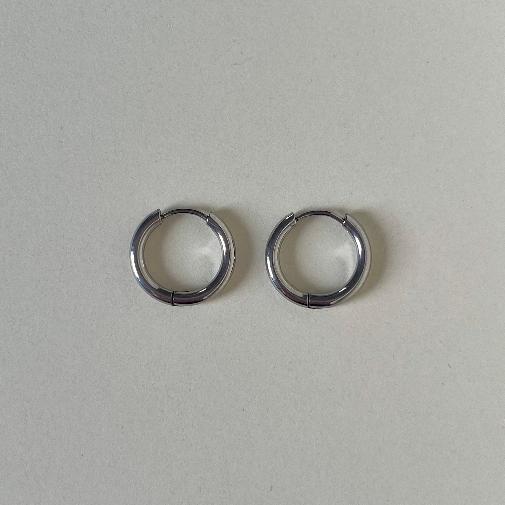 Créoles rondes 14 mm – Argenté